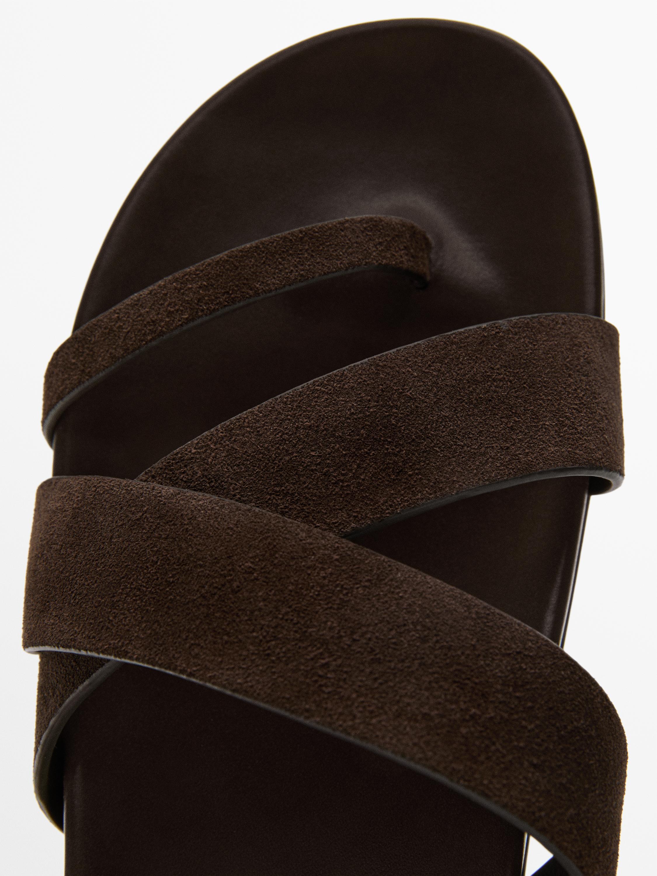 Leather strap sandals